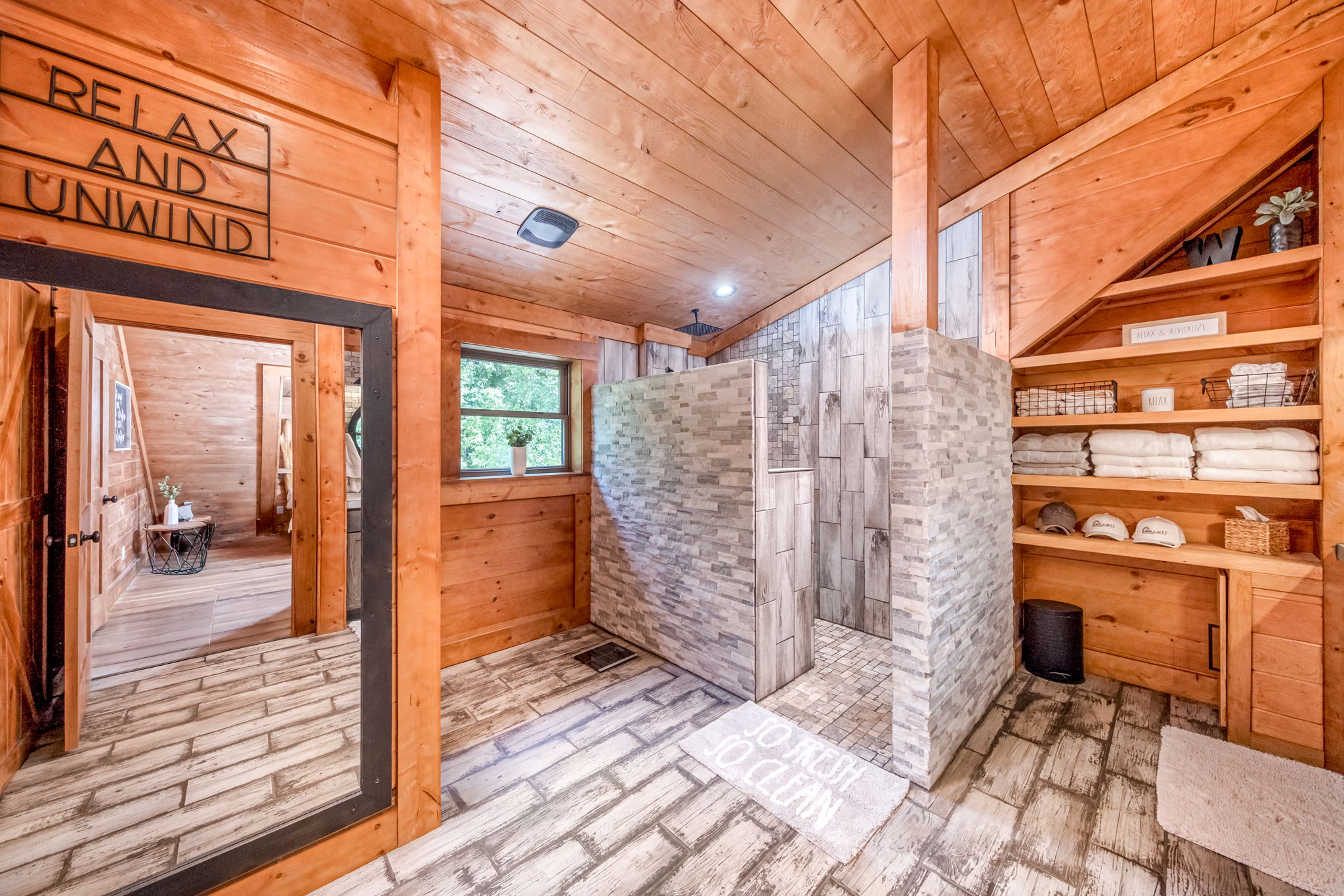 Lakeview, Michigan, 48850, United States, 4 Bedrooms Bedrooms, ,4 BathroomsBathrooms,Residential,For Sale,1943145