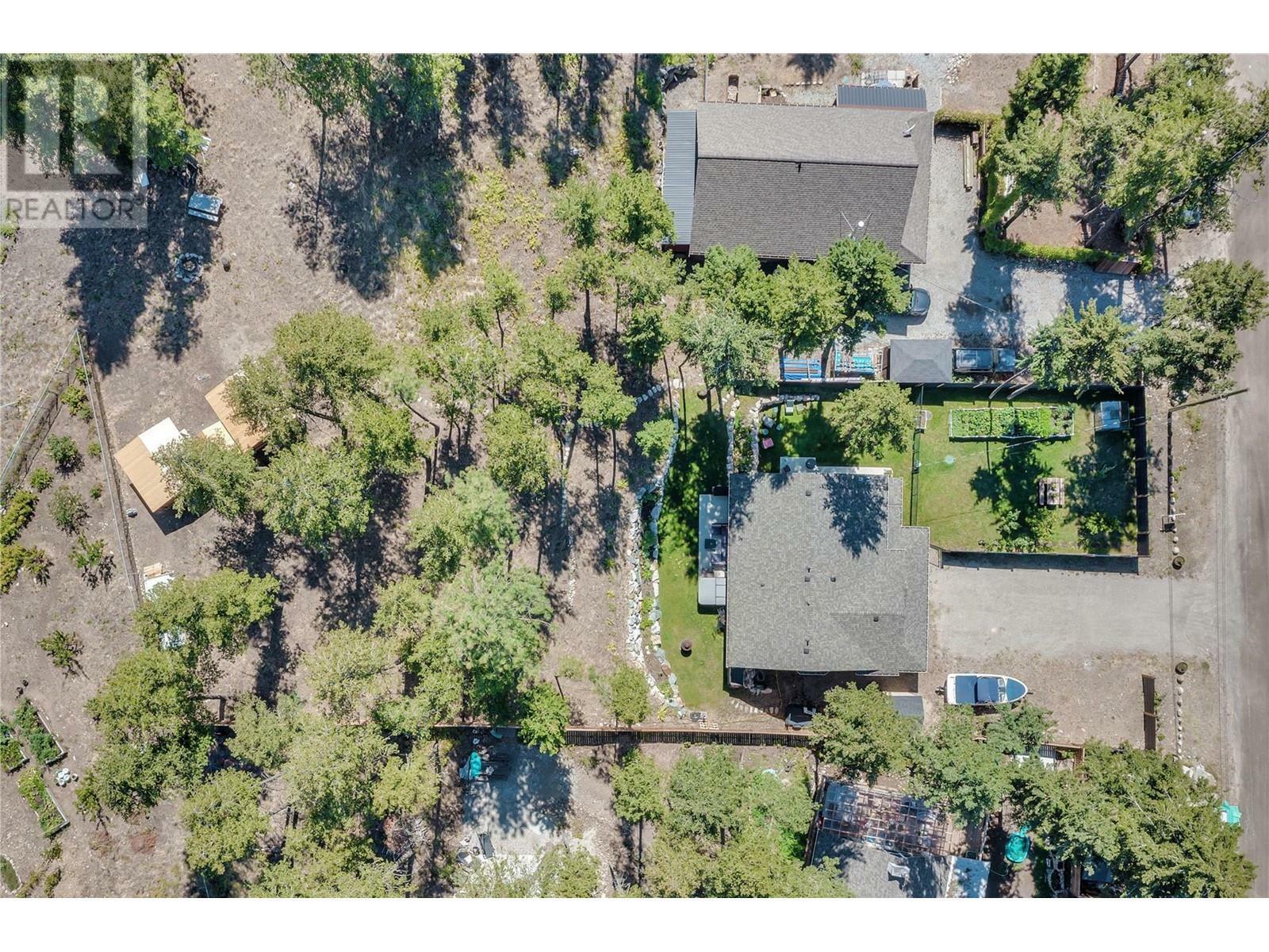 KELOWNA, British Columbia, V1Z 3W6, CA, 5 Bedrooms Bedrooms, ,3 BathroomsBathrooms,Residential,For Sale,1838987