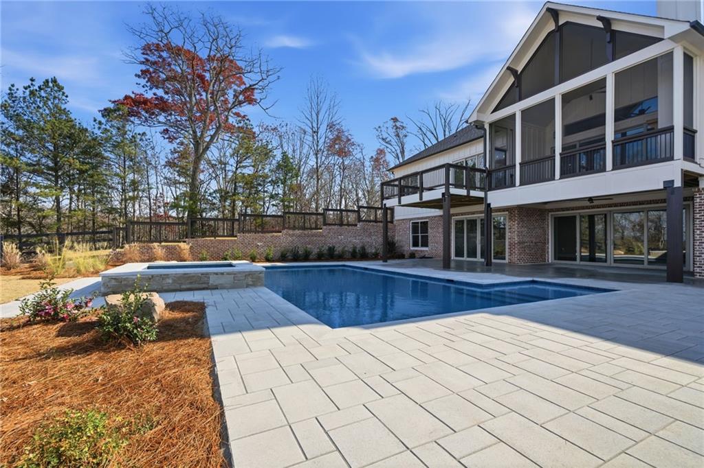 Gainesville, Georgia, 30506, United States, 5 Bedrooms Bedrooms, ,7 BathroomsBathrooms,Residential,For Sale,1996657