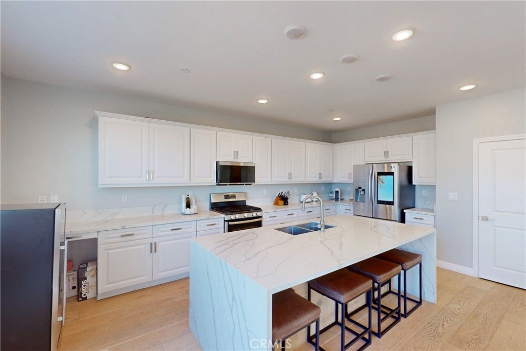 Beaumont, California, 92223, United States, 4 Bedrooms Bedrooms, ,4 BathroomsBathrooms,Residential,For Sale,1984009