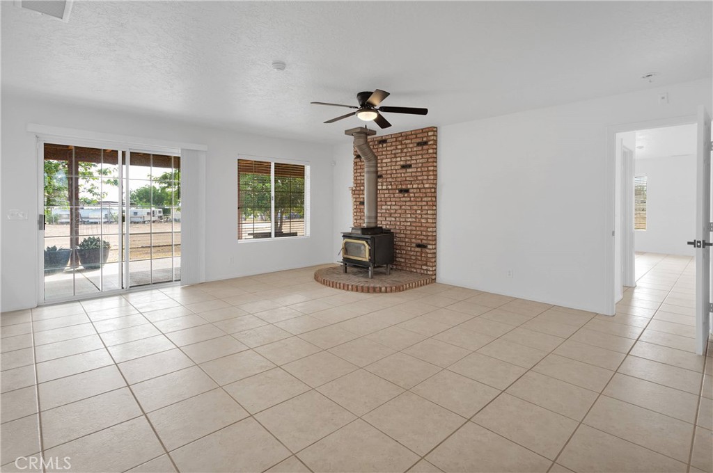Phelan, California, 92371, United States, 3 Bedrooms Bedrooms, ,3 BathroomsBathrooms,Residential,For Sale,1881862