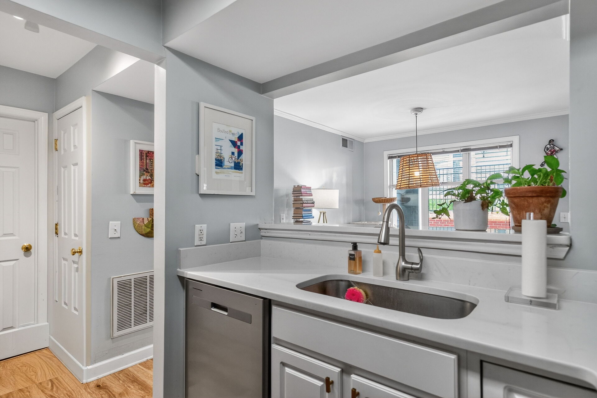  1111 Parkridge Lane, Raleigh, NC, 27605 - 物件實景