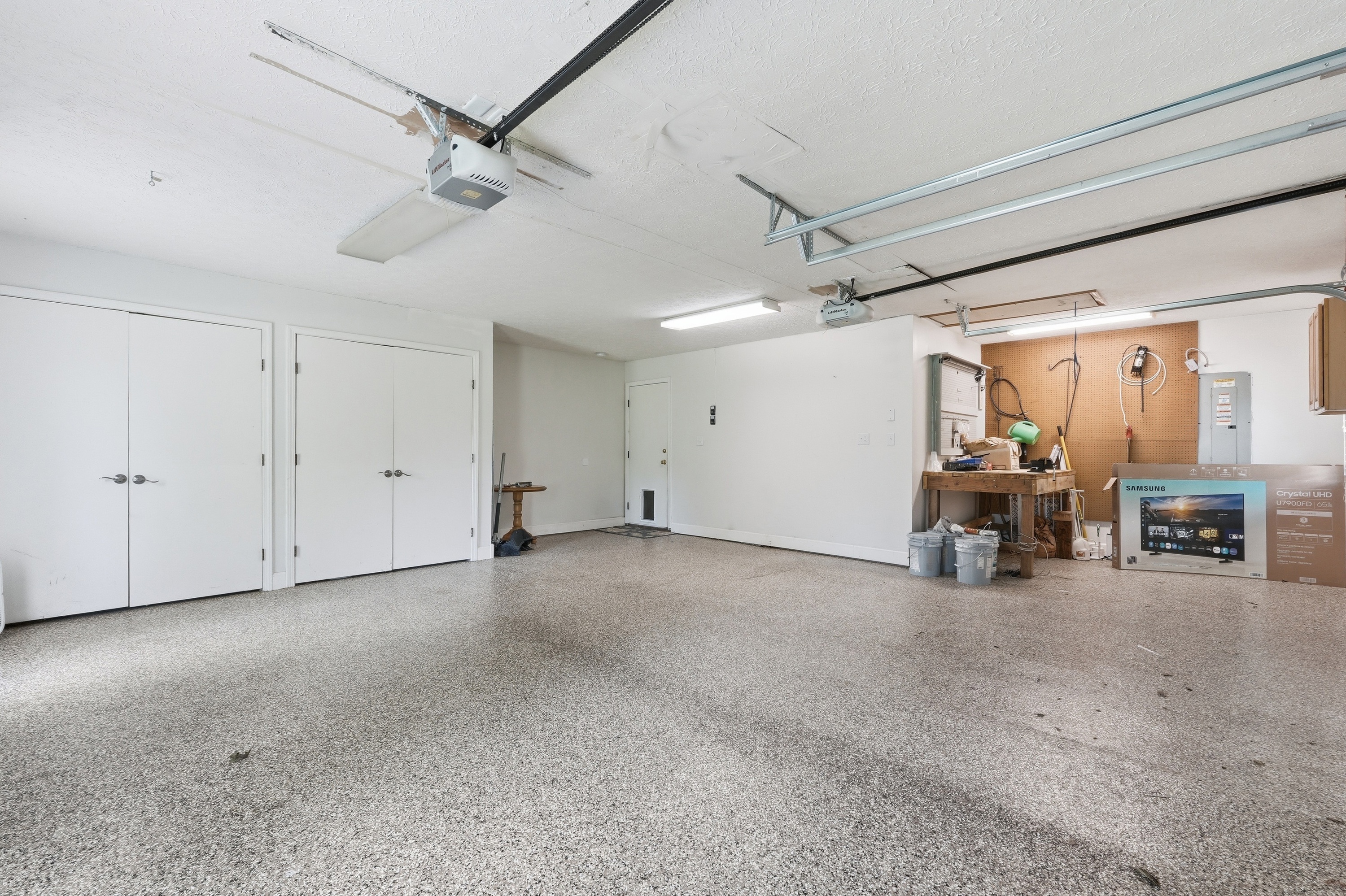  7642 Deer Meadow Drive, Louisville, KY 40241 - 物件實景