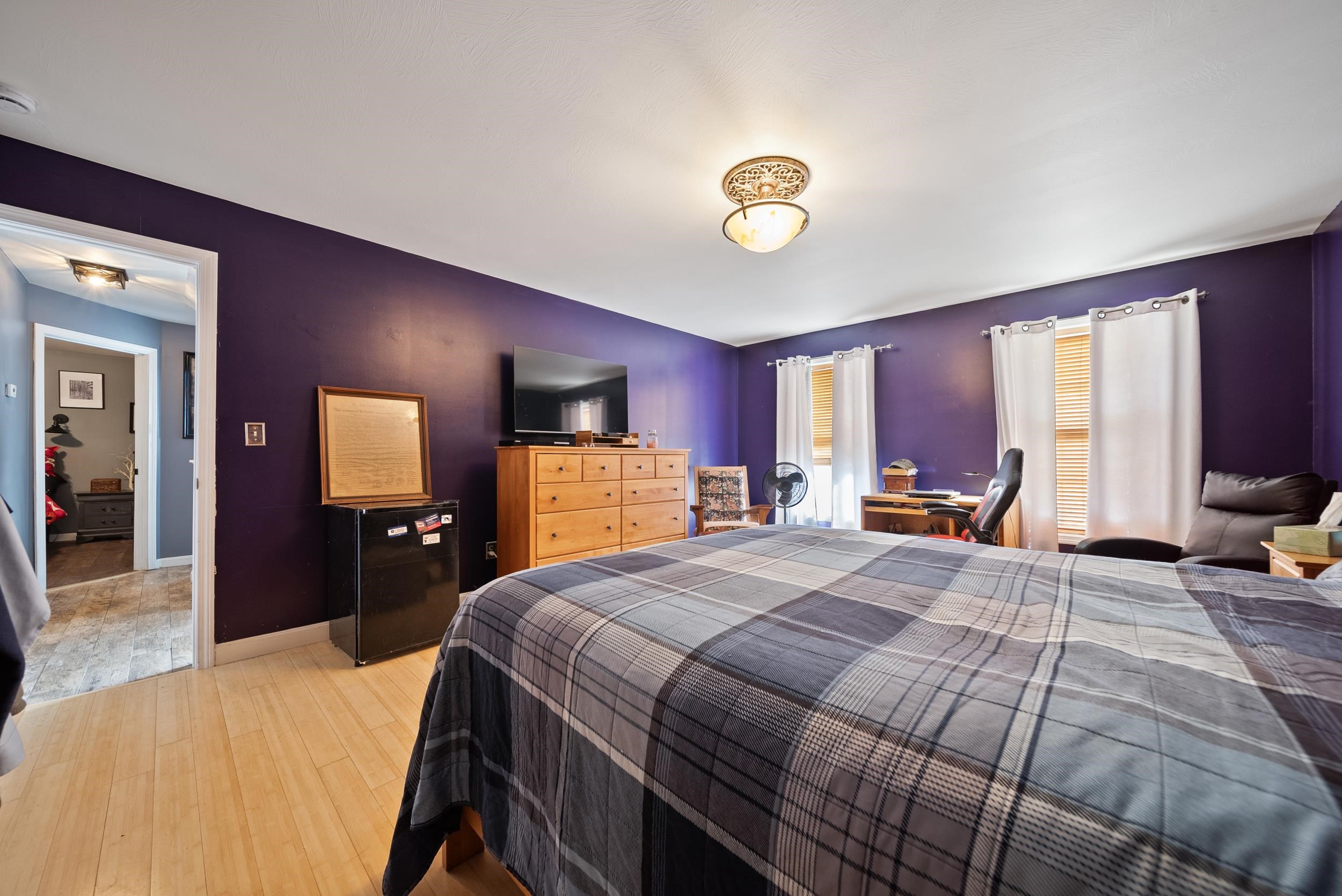 Derry, New Hampshire, 03038, United States, 3 Bedrooms Bedrooms, ,3 BathroomsBathrooms,Residential,For Sale,1885633