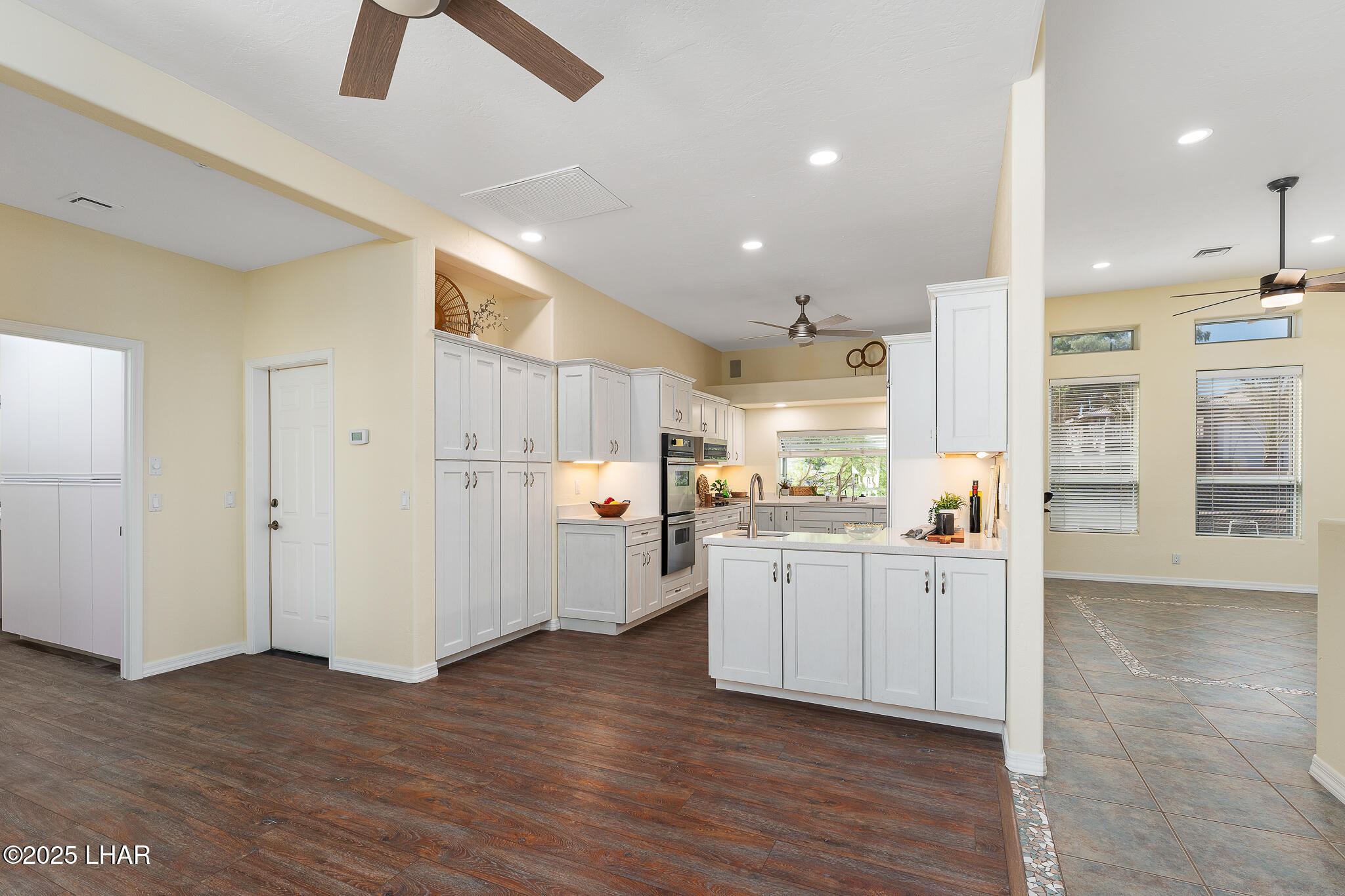 Lake Havasu City, Arizona, 86406, United States, 3 Bedrooms Bedrooms, ,2 BathroomsBathrooms,Residential,For Sale,1846694