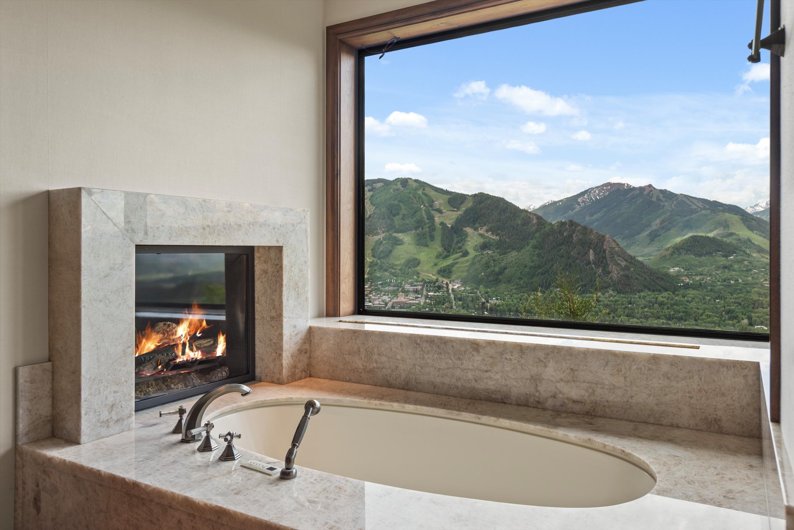  155 & 200 Sabin Drive, Aspen, CO 81611 - 物件實景
