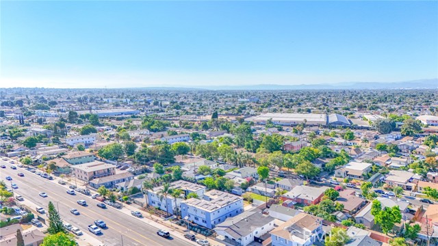 Los Angeles, California, 90059, United States, 3 Bedrooms Bedrooms, ,2 BathroomsBathrooms,Residential,For Sale,1935109