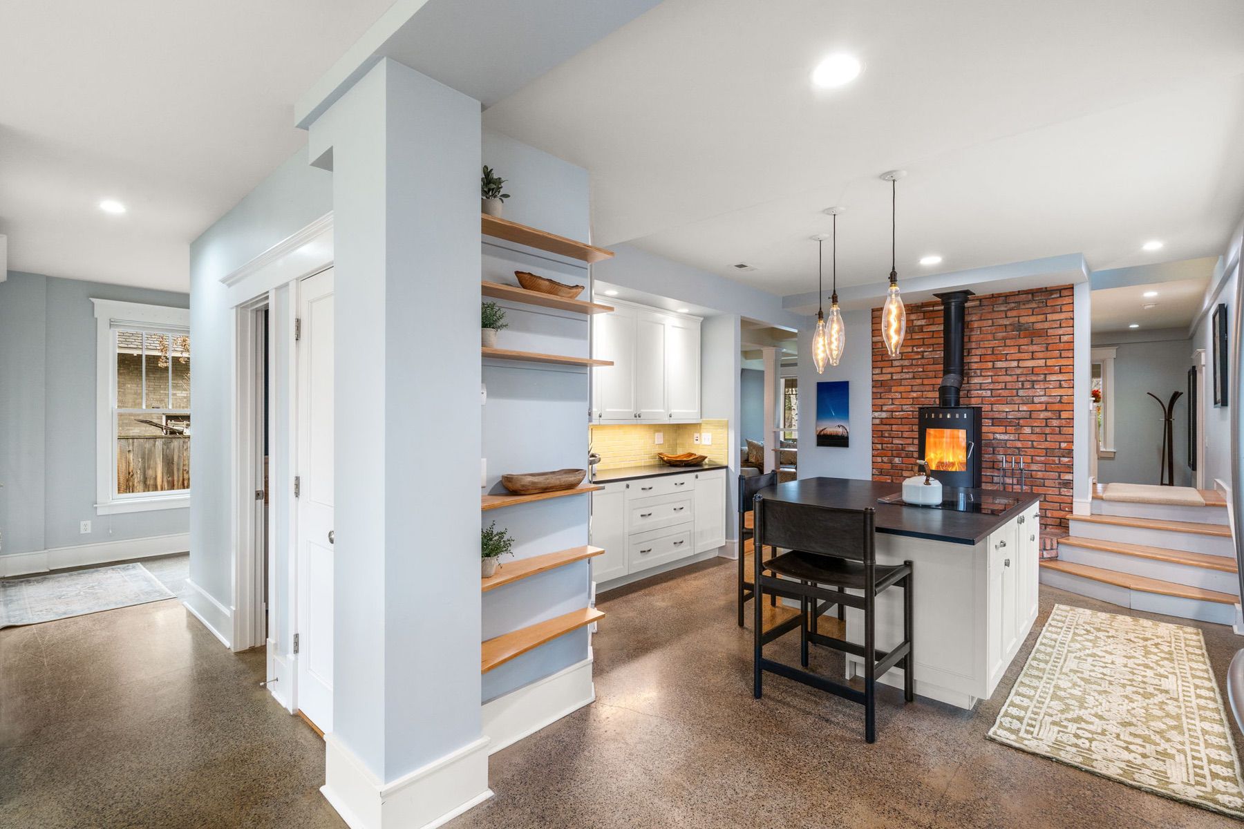  810 S Willson Ave - 物件實景