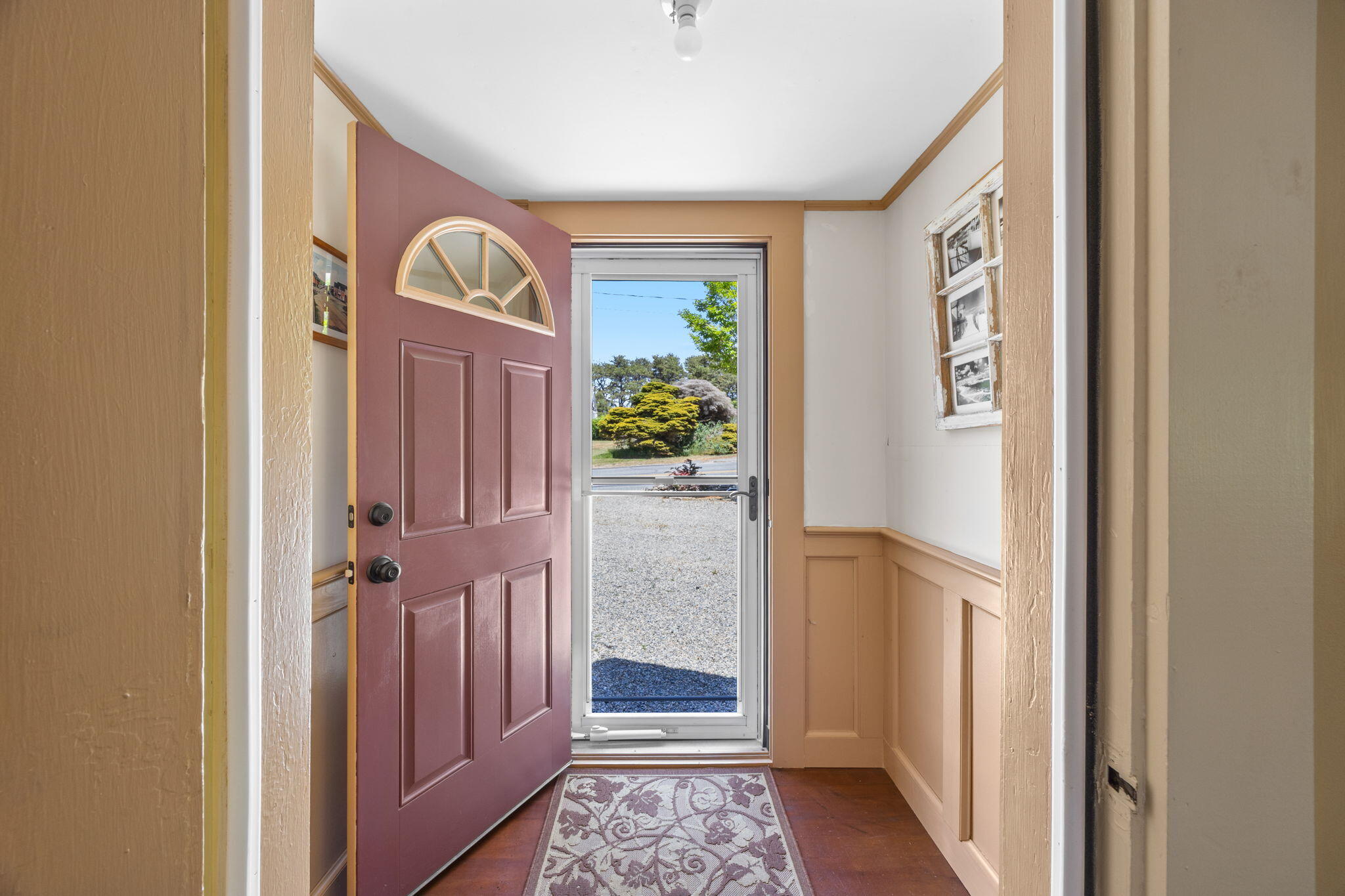  Move-In Ready Comfort on a Beautifully Wooded Acre-Plus Setting - 物件實景