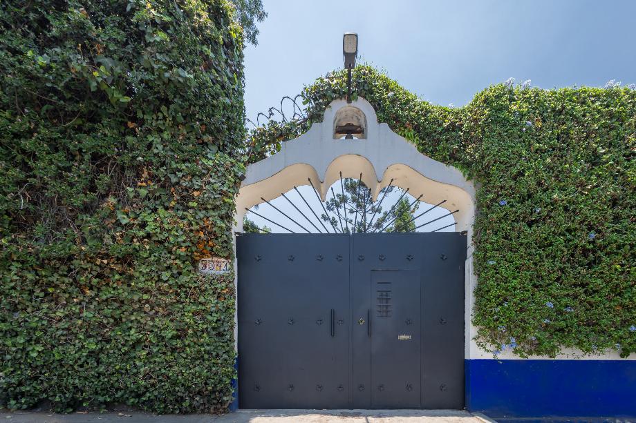 Tlalpan, Ciudad de México, 14630, Mexico, 4 Bedrooms Bedrooms, ,2 BathroomsBathrooms,Residential,For Sale,1819471