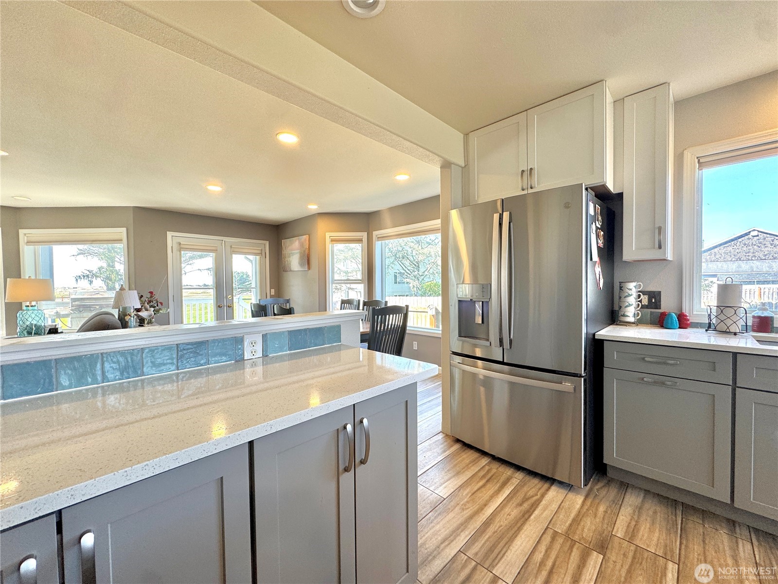 Long Beach, Washington, 98631, United States, 3 Bedrooms Bedrooms, ,2 BathroomsBathrooms,Residential,For Sale,1895276