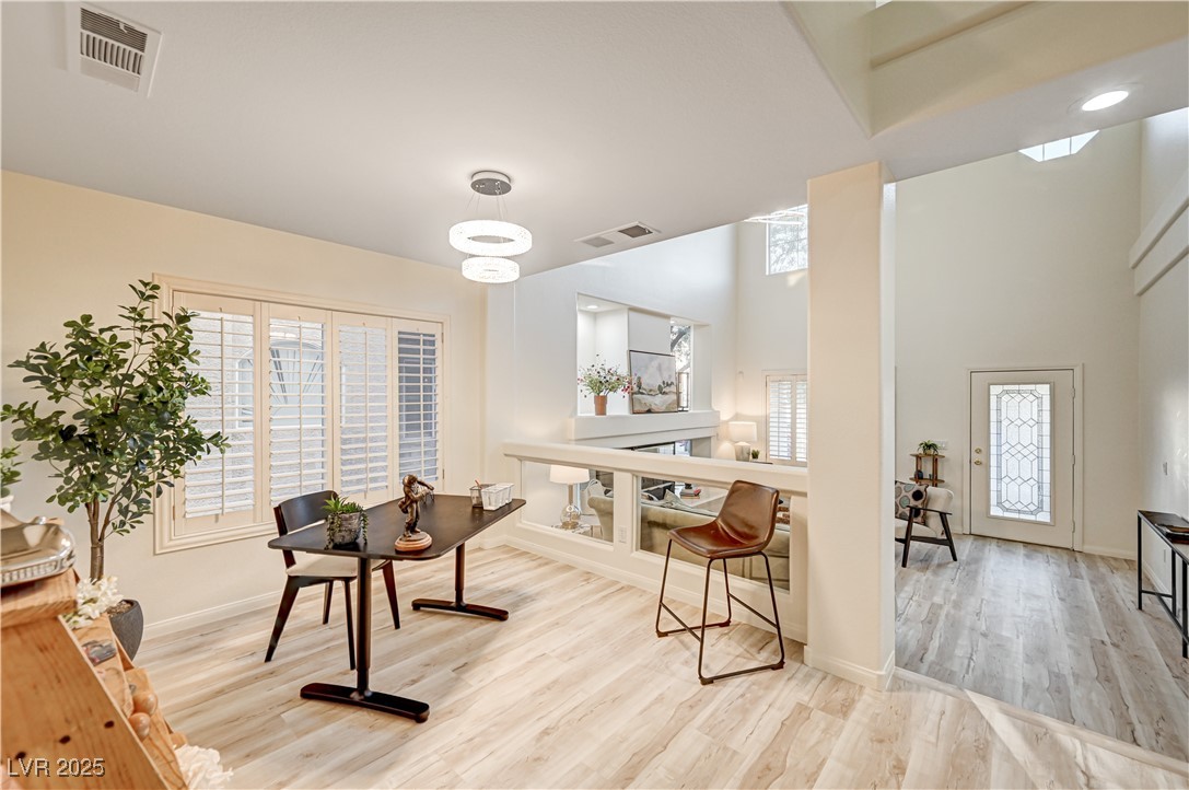 Las Vegas, Nevada, 89141, United States, 3 Bedrooms Bedrooms, ,3 BathroomsBathrooms,Residential,For Sale,1971377