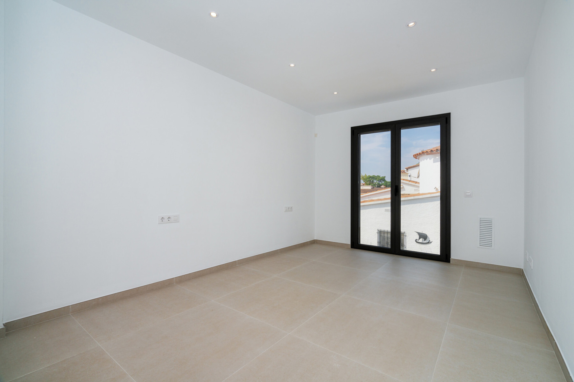  Design house with swimming pool in Empuriabrava - 物件實景