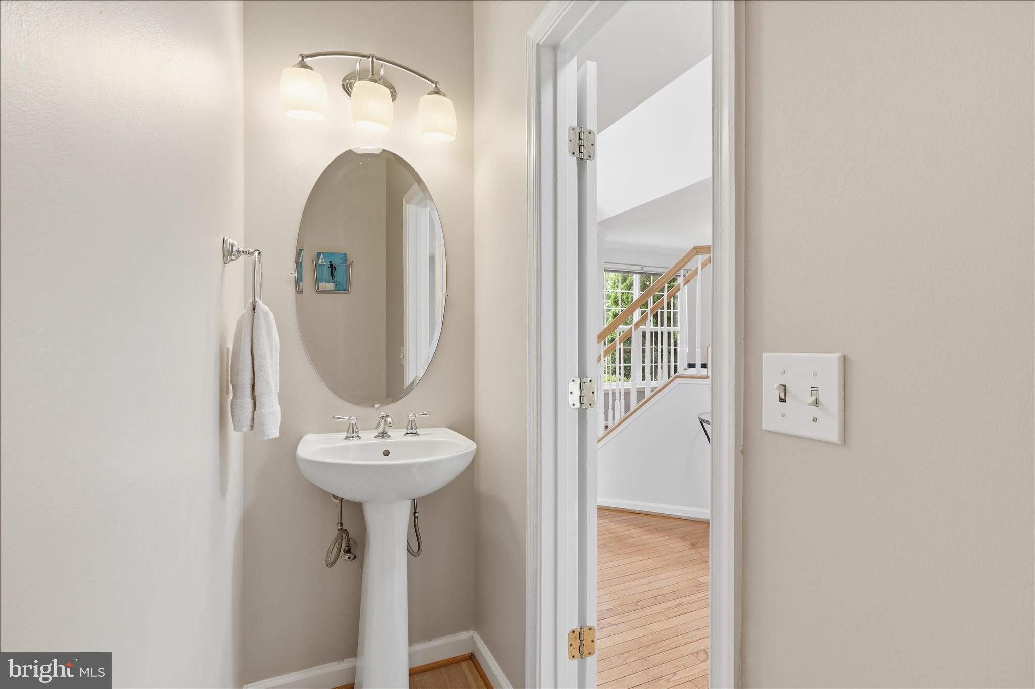 Woodbridge, Virginia, 22193, United States, 4 Bedrooms Bedrooms, ,4 BathroomsBathrooms,Residential,For Sale,2048672
