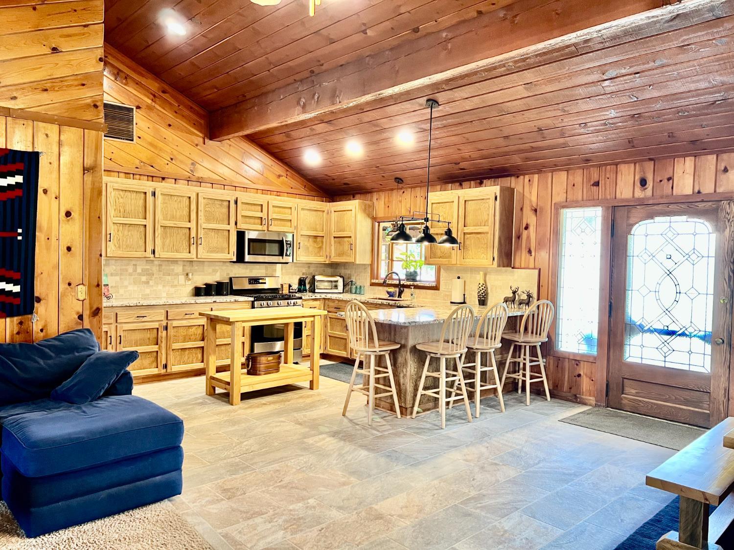 North Fork, California, 93643, United States, 3 Bedrooms Bedrooms, ,2 BathroomsBathrooms,Residential,For Sale,1977049