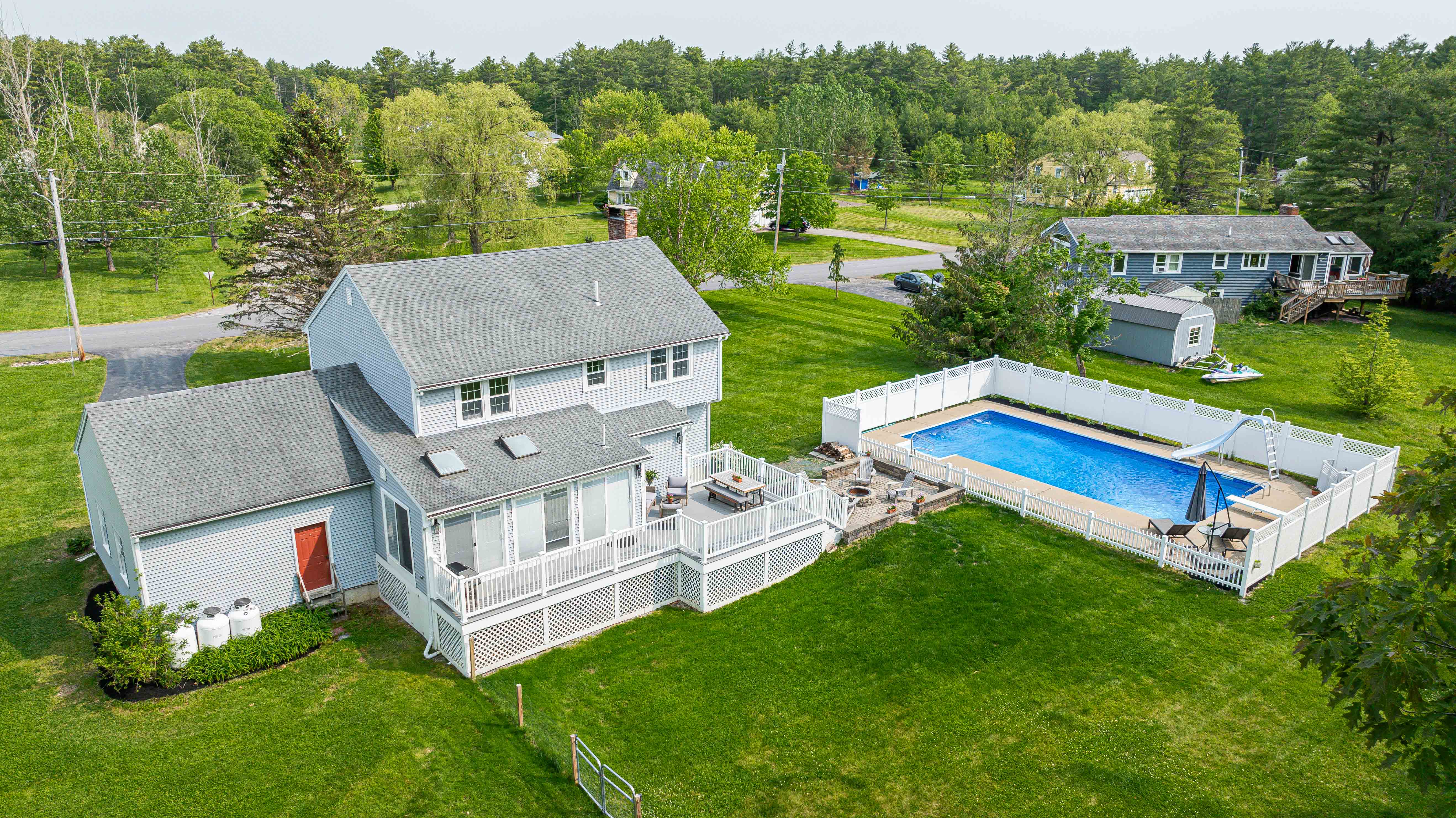 York, Maine, 03909, United States, 3 Bedrooms Bedrooms, ,3 BathroomsBathrooms,Residential,For Sale,1856750