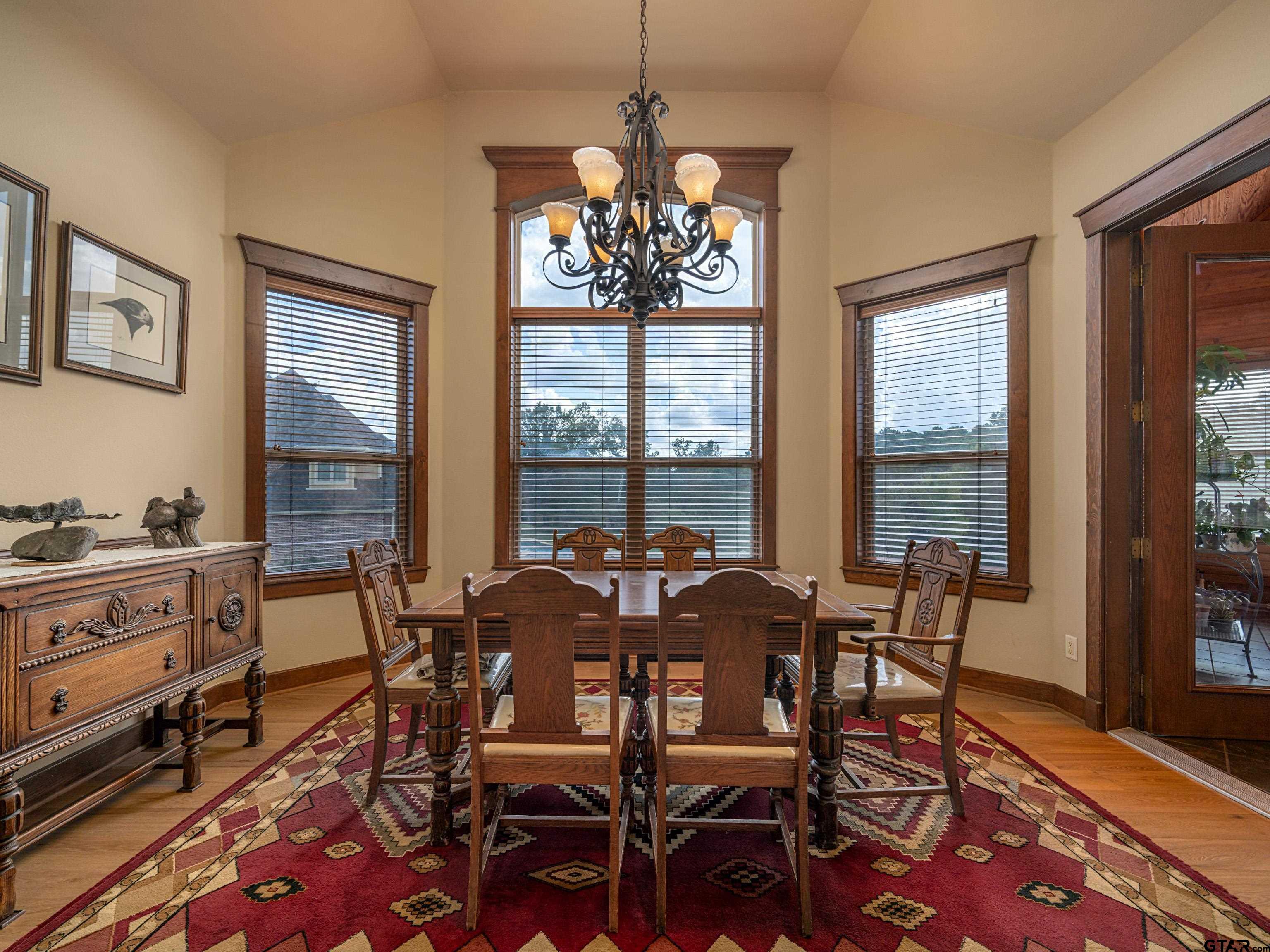 Tyler, Texas, 75703, United States, 4 Bedrooms Bedrooms, ,6 BathroomsBathrooms,Residential,For Sale,1965330