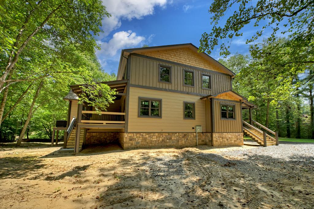 Mineral Bluff, Georgia, 30559, United States, 4 Bedrooms Bedrooms, ,5 BathroomsBathrooms,Residential,For Sale,1858917