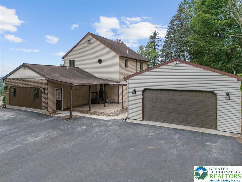 Washington Twp, Pennsylvania, 18080, United States, 3 Bedrooms Bedrooms, ,3 BathroomsBathrooms,Residential,For Sale,1984610