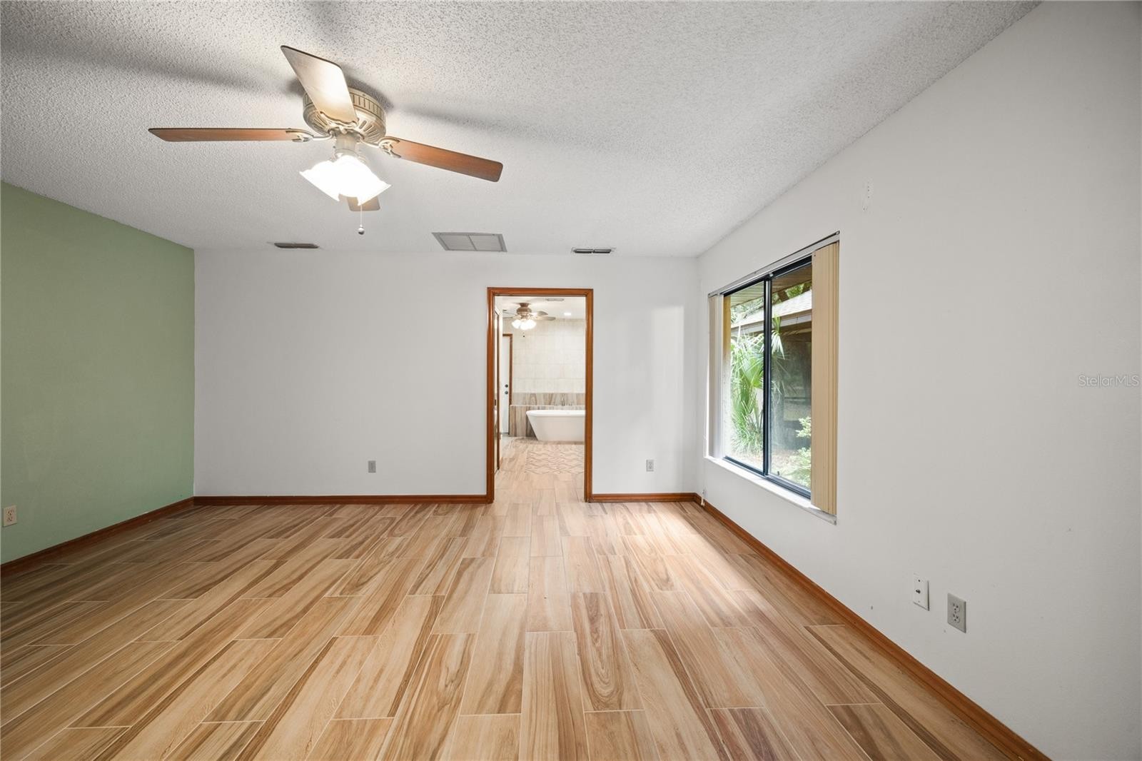 SANFORD, Florida, 32771, United States, 3 Bedrooms Bedrooms, ,2 BathroomsBathrooms,Residential,For Sale,1924466