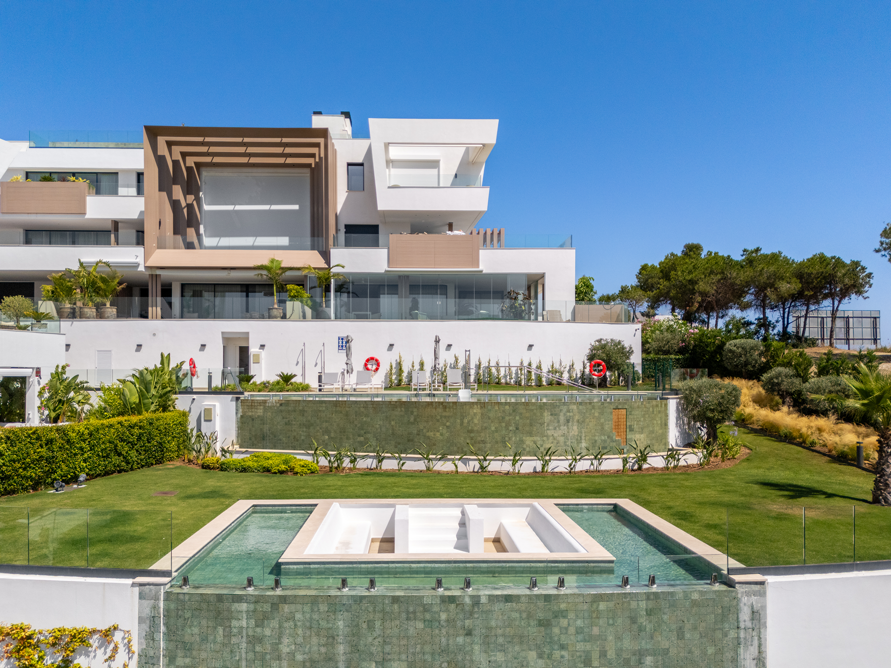  Contemporary apartment with panoramic sea views in Cabopino, Marbella - 物件實景