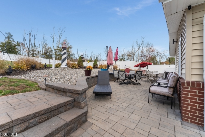 Readington Twp., New Jersey, 08833, United States, 3 Bedrooms Bedrooms, ,3 BathroomsBathrooms,Residential,For Sale,1989255