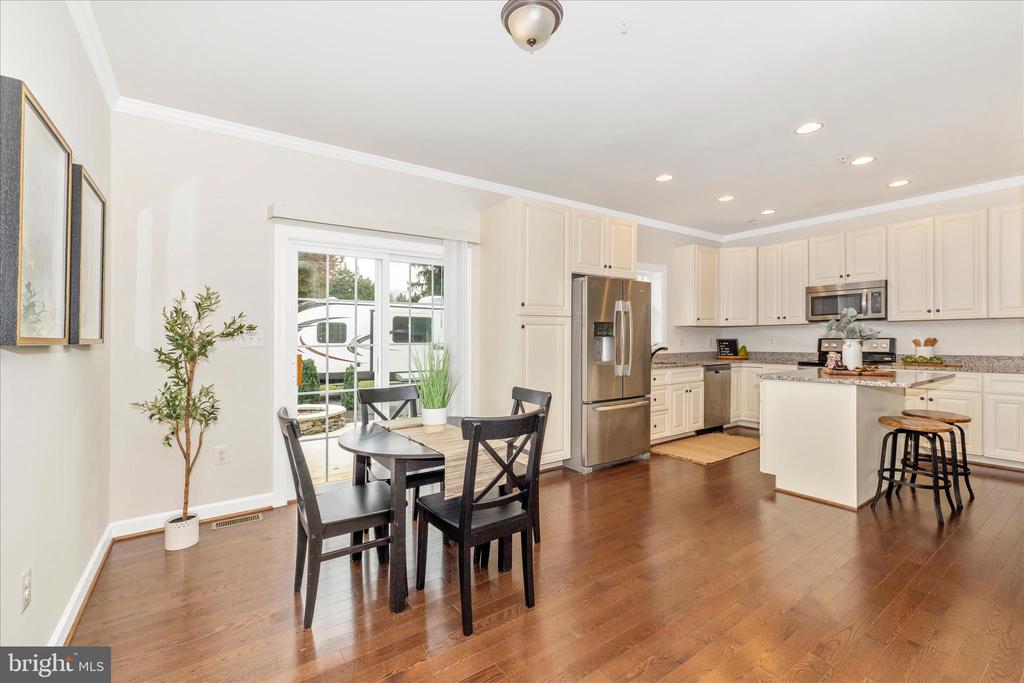 Frederick, Maryland, 21702, United States, 4 Bedrooms Bedrooms, ,3 BathroomsBathrooms,Residential,For Sale,1987380