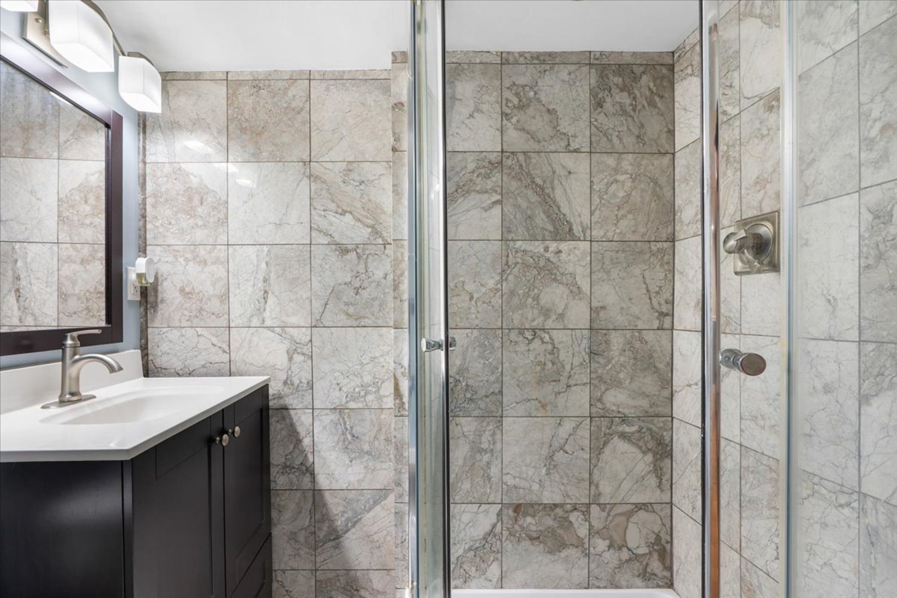  Beautifully Remodeled Rambler Near Downtown Rochester - 物件實景