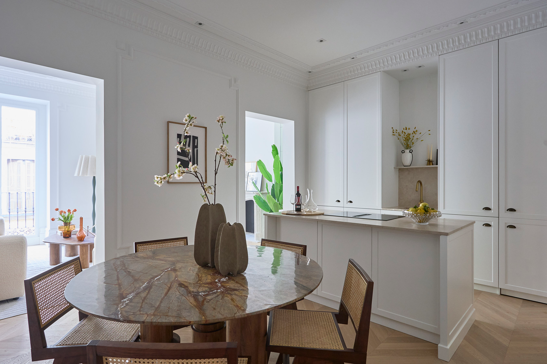  Elegant flat with 3 suites in classic Chueca-Justicia building, Madrid. - 物件實景