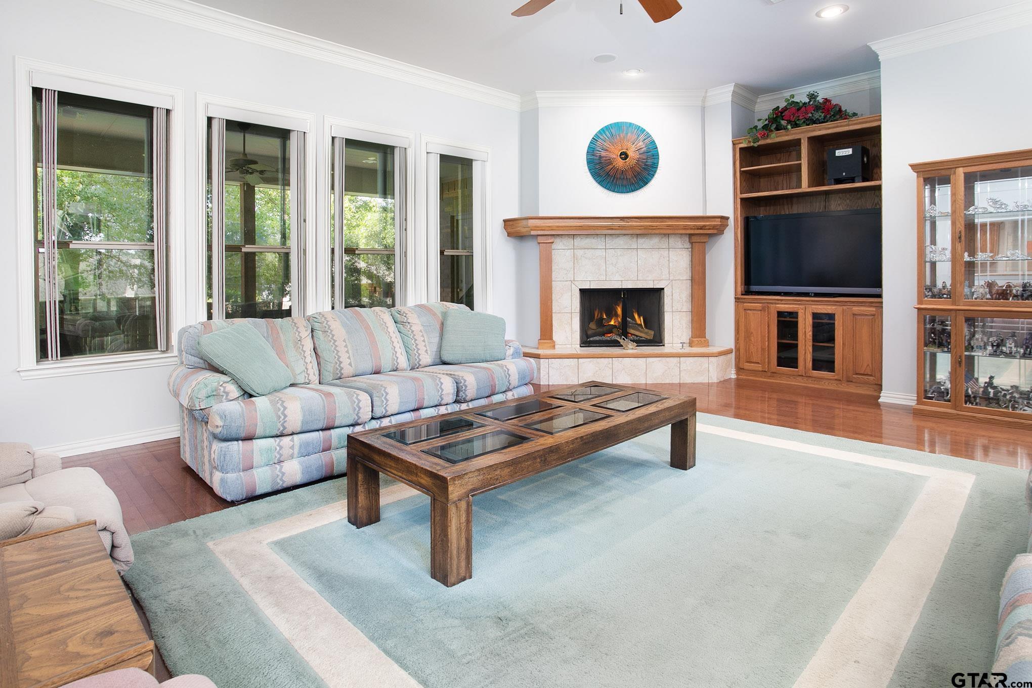 Flint, Texas, 75762, United States, 4 Bedrooms Bedrooms, ,4 BathroomsBathrooms,Residential,For Sale,1817610