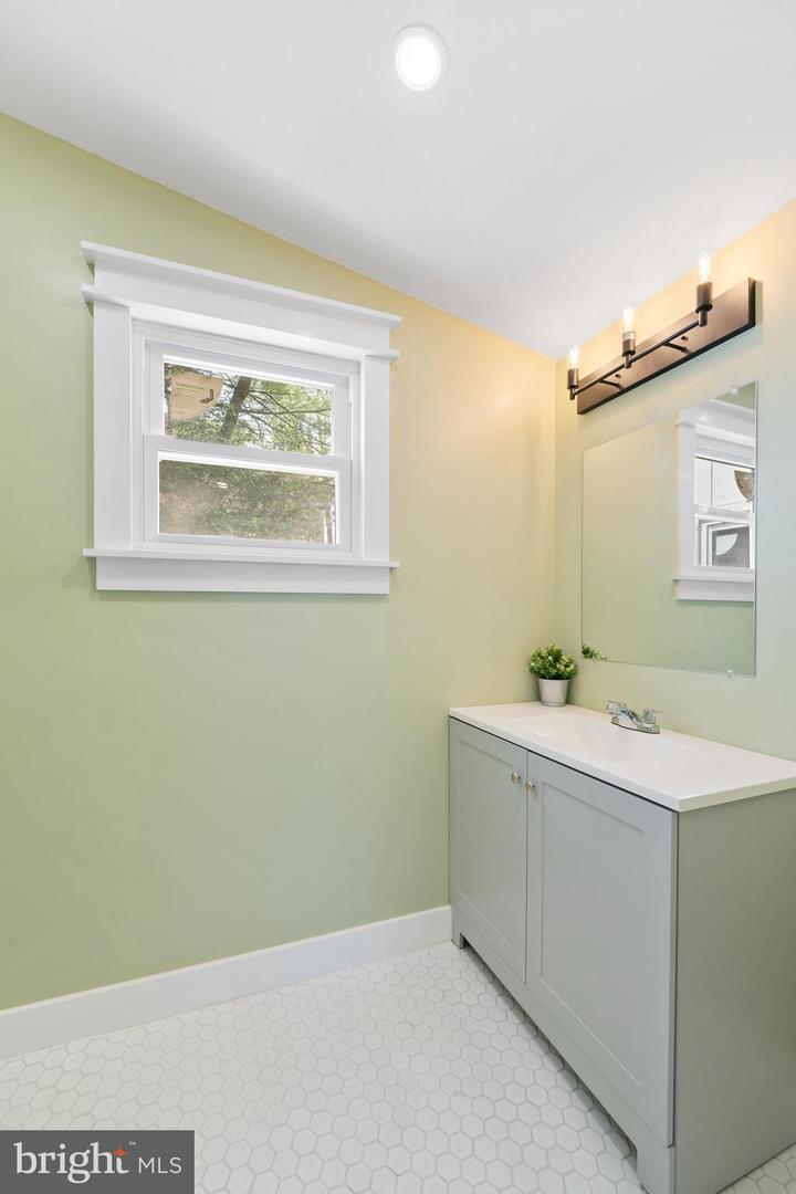 Glen Mills, Pennsylvania, 19342, United States, 3 Bedrooms Bedrooms, ,3 BathroomsBathrooms,Residential,For Sale,1902423