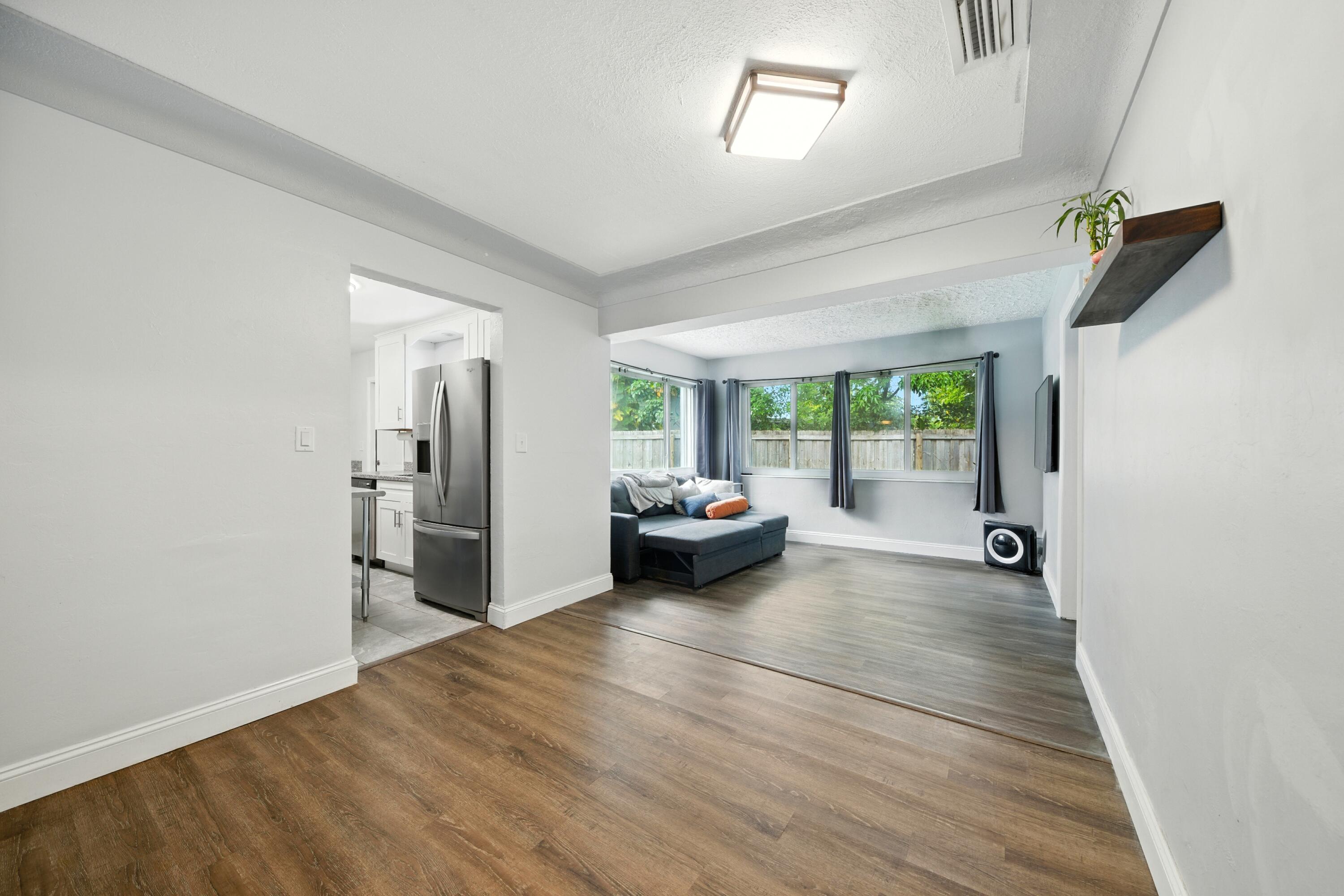 Boynton Beach, Florida, 33435, United States, 2 Bedrooms Bedrooms, ,2 BathroomsBathrooms,Residential,For Sale,1932647