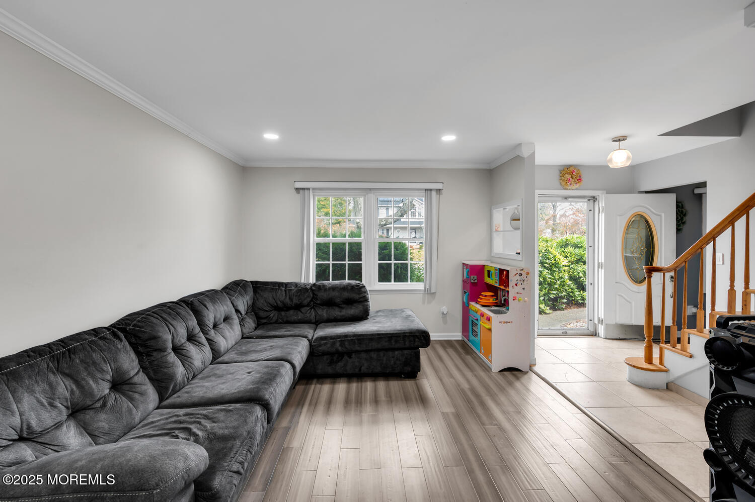 Hazlet, New Jersey, 07730, United States, 3 Bedrooms Bedrooms, ,2 BathroomsBathrooms,Residential,For Sale,1987354