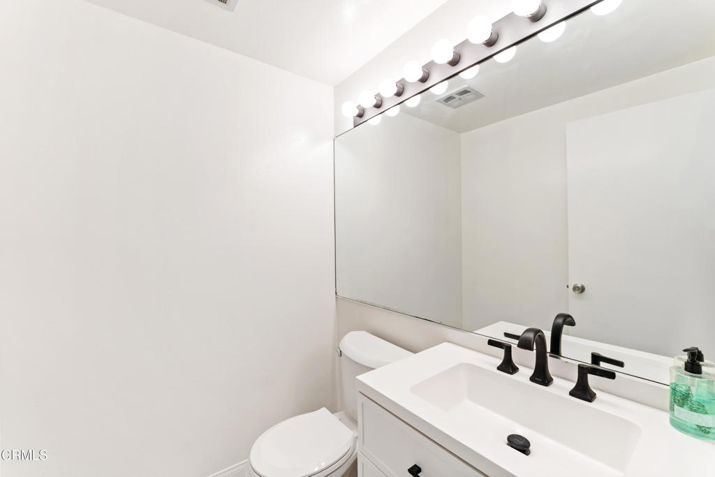 Oxnard, California, 93035, United States, 3 Bedrooms Bedrooms, ,3 BathroomsBathrooms,Residential,For Sale,1990201