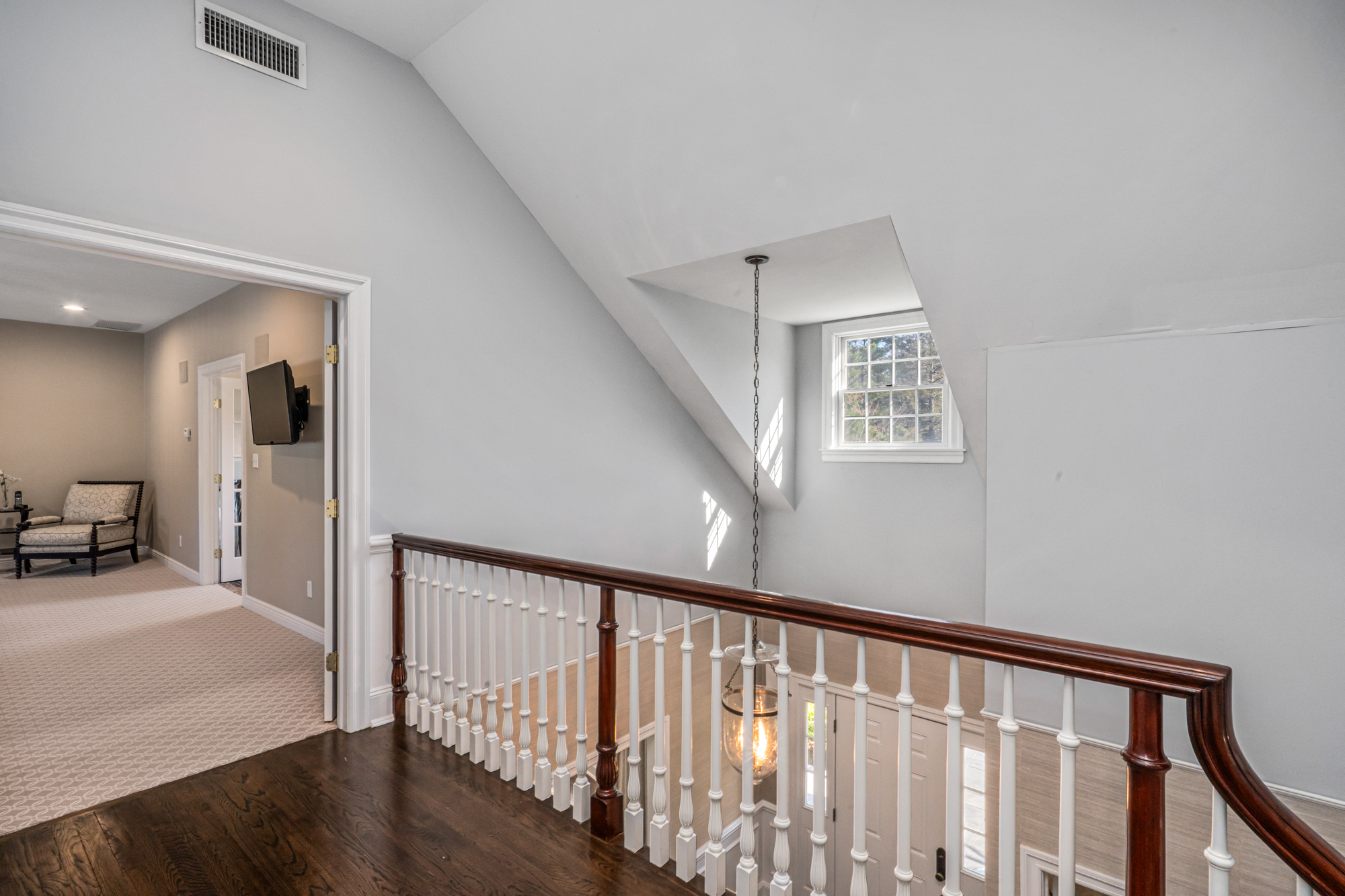  100 Elderfields Road, Manhasset, NY 11030 - 物件實景