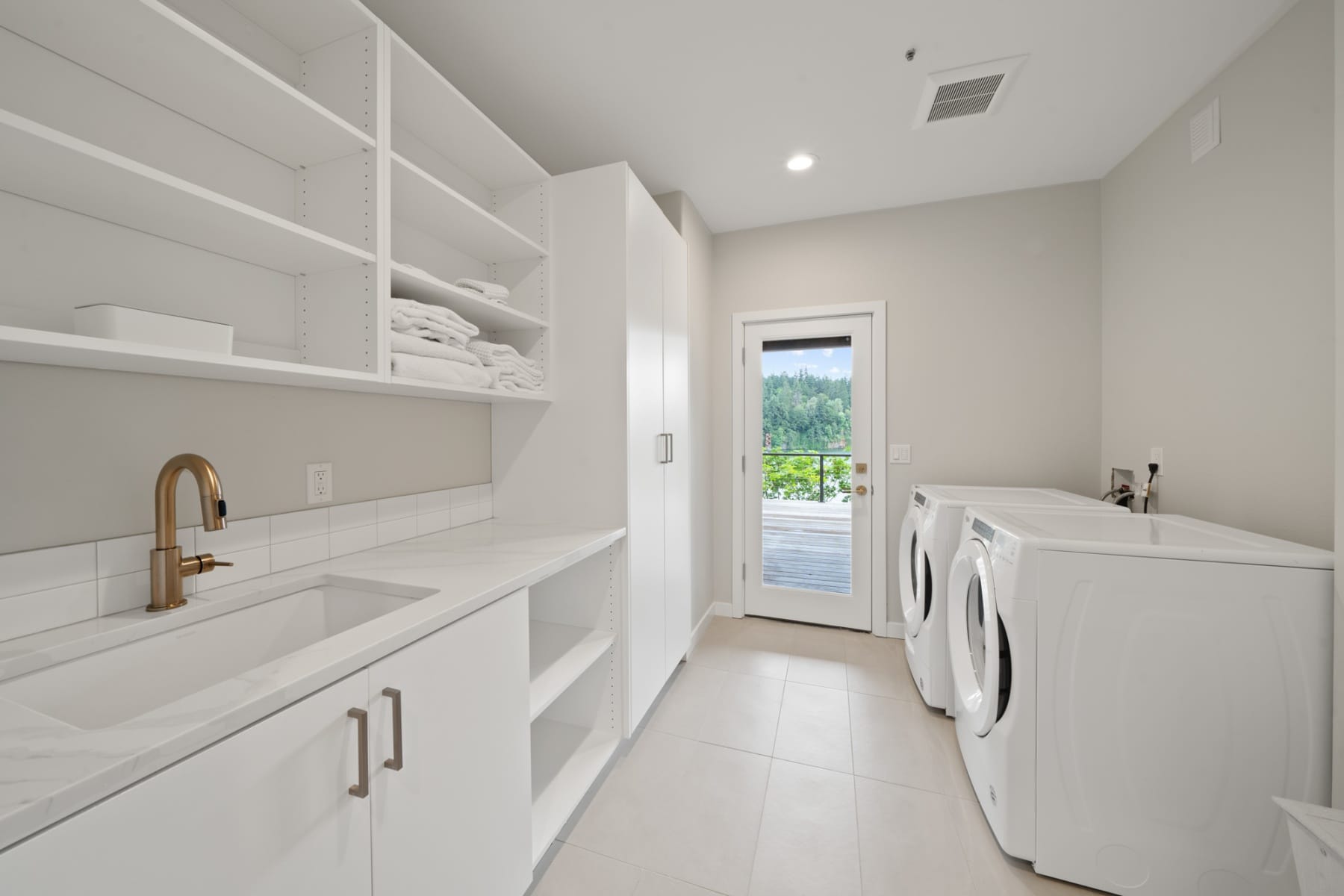  2236 SUMMIT CT Lake Oswego, OR 97034 - 物件實景