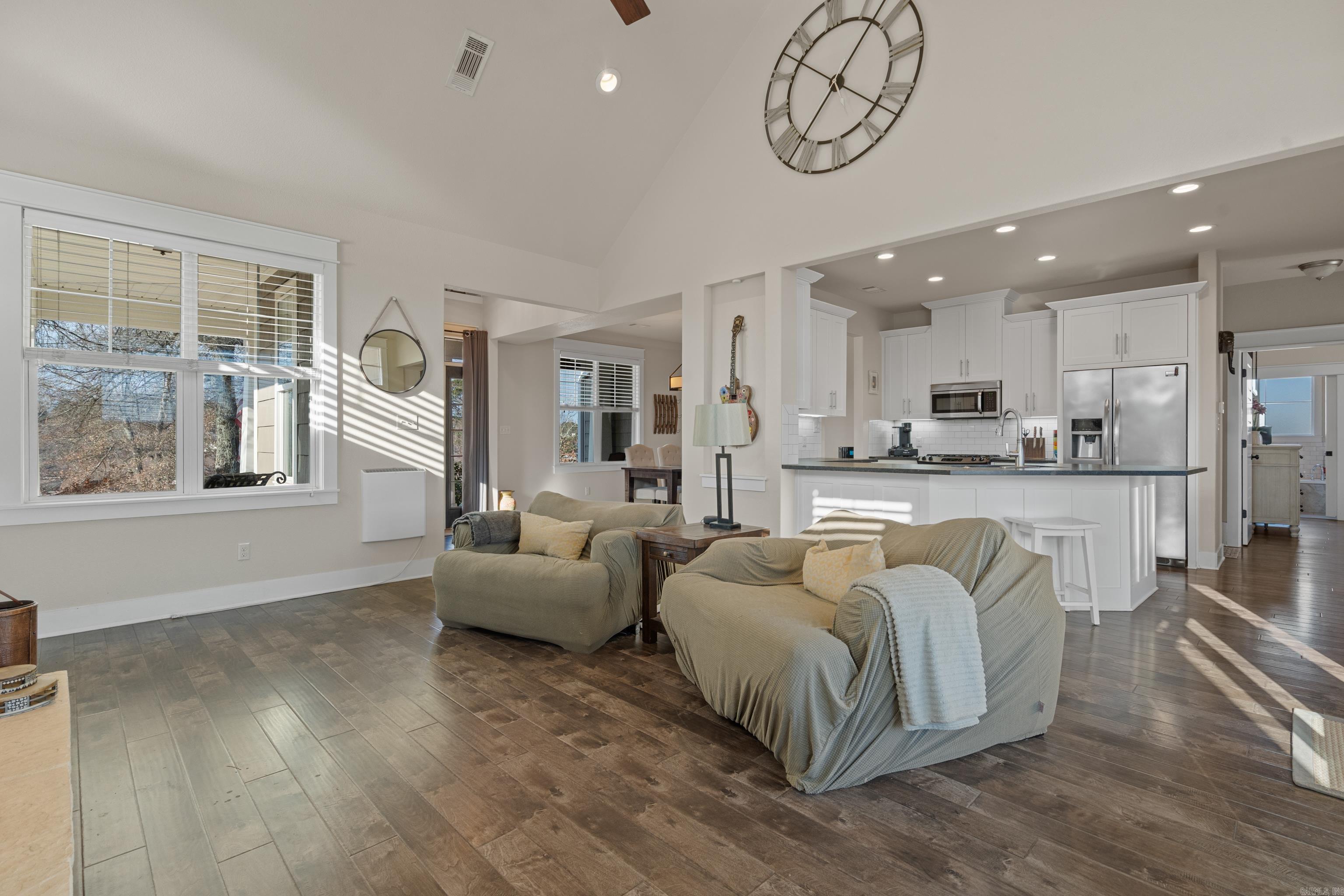 Hot Springs, Arkansas, 71913, United States, 4 Bedrooms Bedrooms, ,4 BathroomsBathrooms,Residential,For Sale,2019314