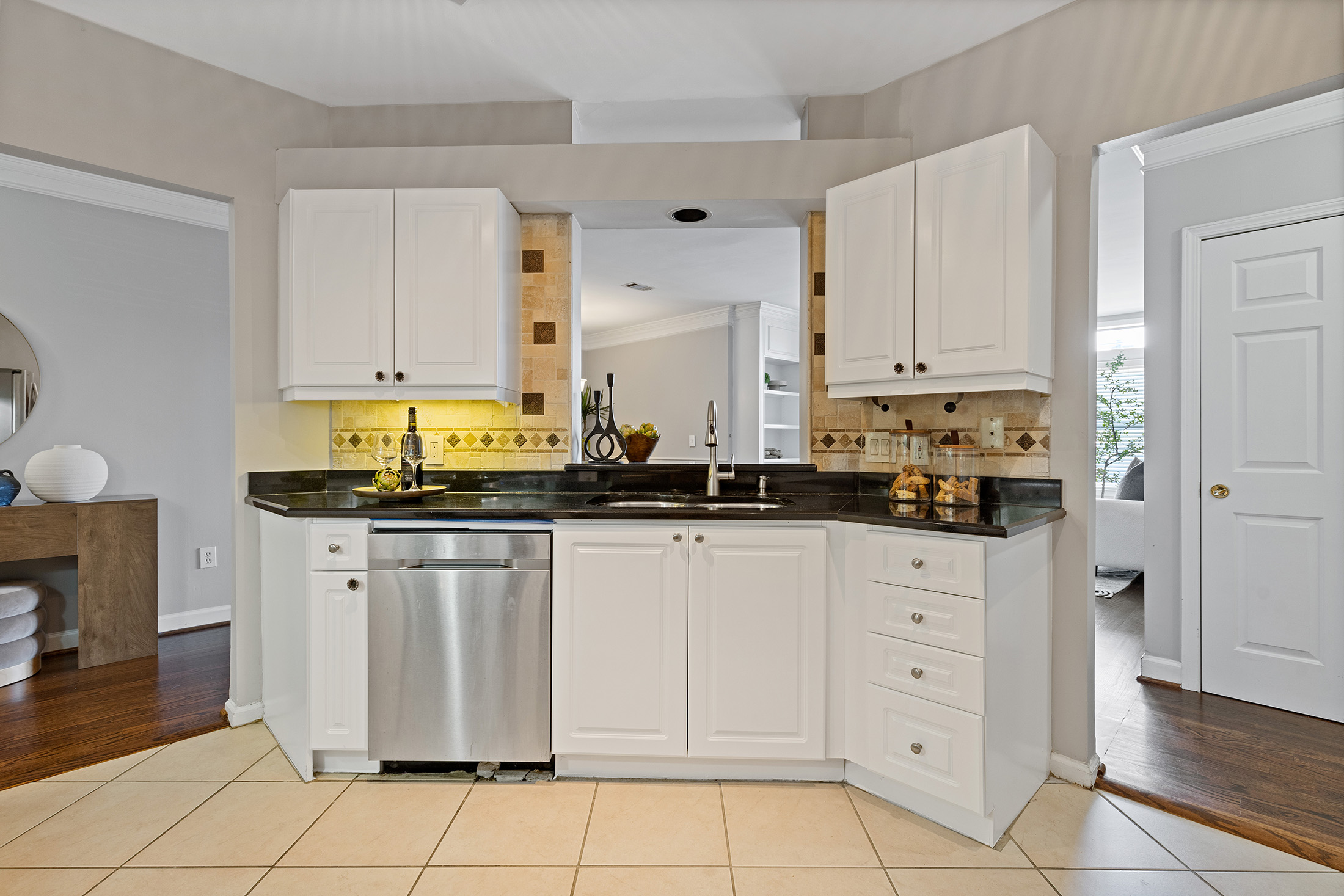  Rare Three-Bedroom Condo in the Heart of Buckhead - 物件實景