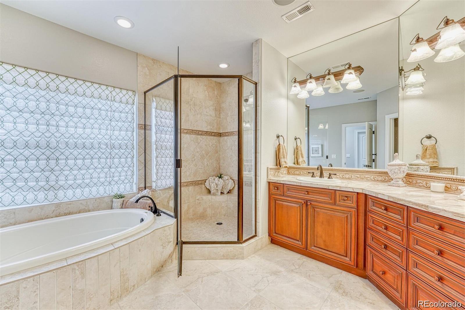 Lone Tree, Colorado, 80124, United States, 6 Bedrooms Bedrooms, ,8 BathroomsBathrooms,Residential,For Sale,1977515