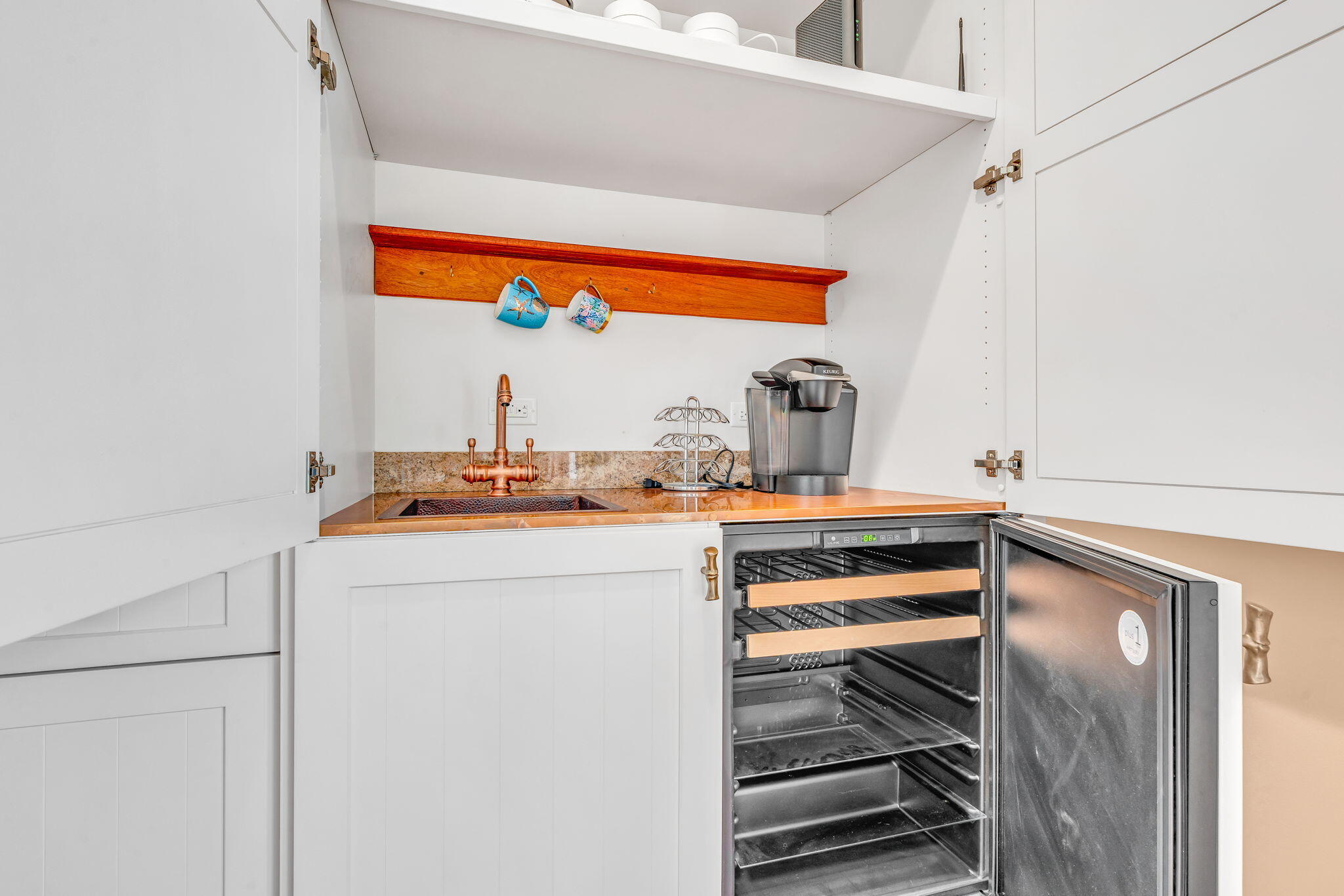 KEY COLONY, Florida, 33051, United States, 4 Bedrooms Bedrooms, ,5 BathroomsBathrooms,Residential,For Sale,1993100