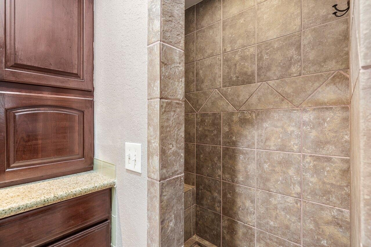 Pompano Beach, Florida, 33060, United States, 3 Bedrooms Bedrooms, ,2 BathroomsBathrooms,Residential,For Sale,1973845