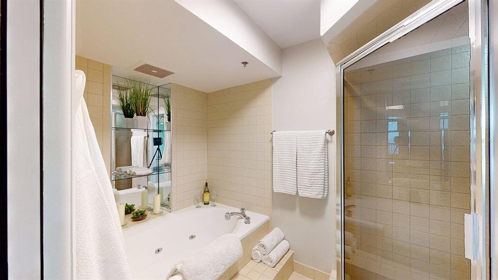 Clearwater, Florida, 33767, United States, 2 Bedrooms Bedrooms, ,2 BathroomsBathrooms,Residential,For Sale,1901188