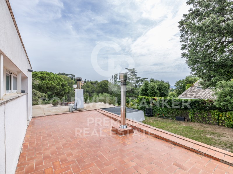 Cerdanyola del Vallès, Catalonia, ES, 4 Bedrooms Bedrooms, ,3 BathroomsBathrooms,Residential,For Sale,1856744