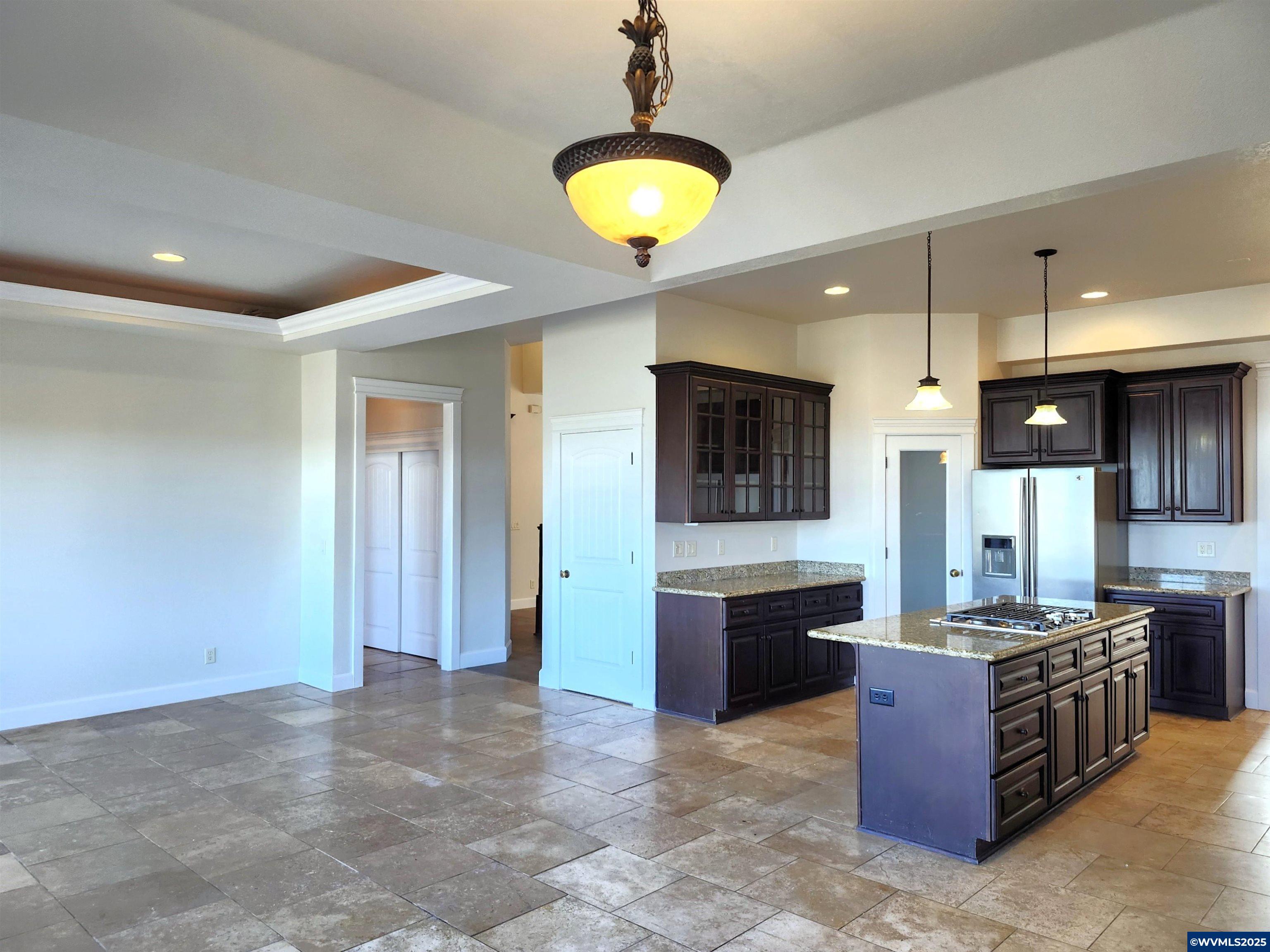 Salem, Oregon, 97304, United States, 4 Bedrooms Bedrooms, ,3 BathroomsBathrooms,Residential,For Sale,1840463