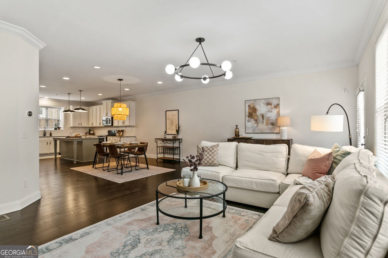 Marietta, Georgia, 30064, United States, 3 Bedrooms Bedrooms, ,4 BathroomsBathrooms,Residential,For Sale,1968342