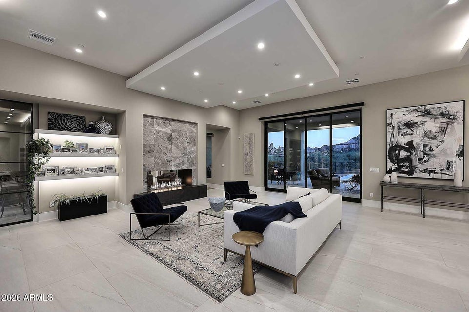 Scottsdale, Arizona, 85255, United States, 3 Bedrooms Bedrooms, ,Residential,For Sale,2009279