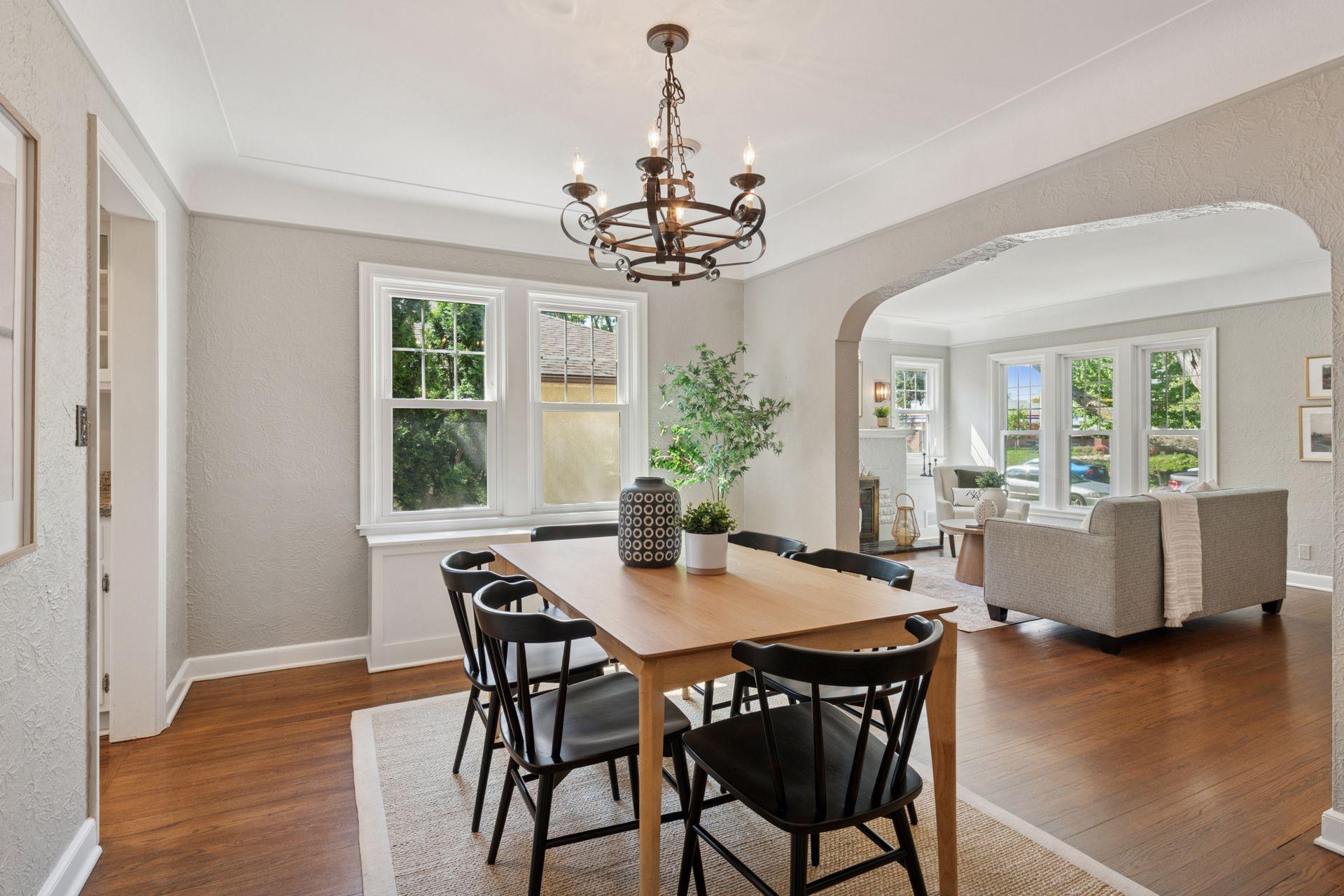 Minneapolis, Minnesota, 55410, United States, 4 Bedrooms Bedrooms, ,1 BathroomBathrooms,Residential,For Sale,1939161
