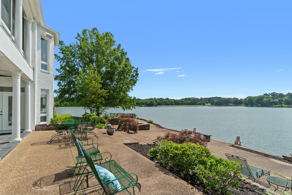 OXFORD, Mississippi, 38655, United States, 5 Bedrooms Bedrooms, ,6 BathroomsBathrooms,Residential,For Sale,1858310