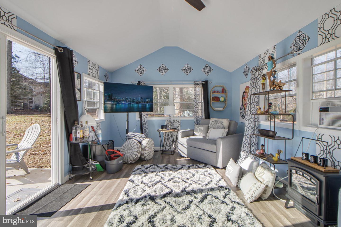 ST LEONARD, Maryland, 20685, United States, 6 Bedrooms Bedrooms, ,4 BathroomsBathrooms,Residential,For Sale,1794955