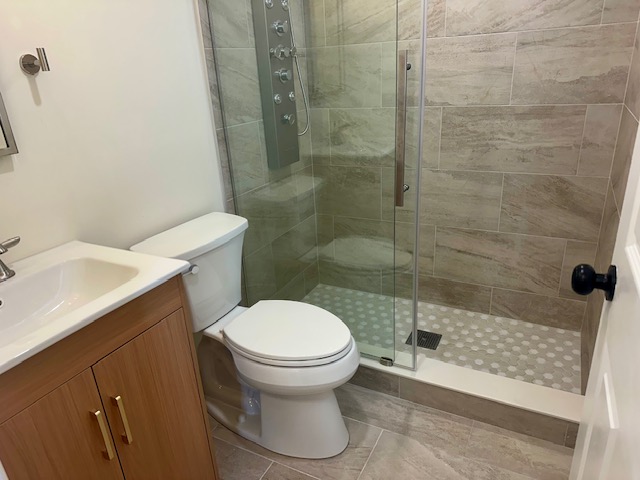 East Patchogue, New York, 11772, United States, 3 Bedrooms Bedrooms, ,2 BathroomsBathrooms,Residential,For Sale,1994647